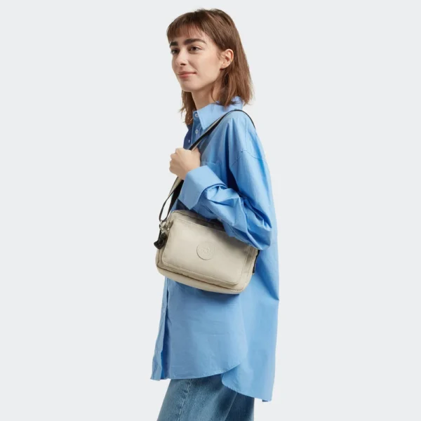 Bolsa Kipling Abanu M bege - Image 3